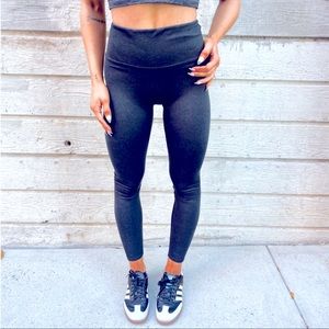 ISLA Movement Suzie Legging